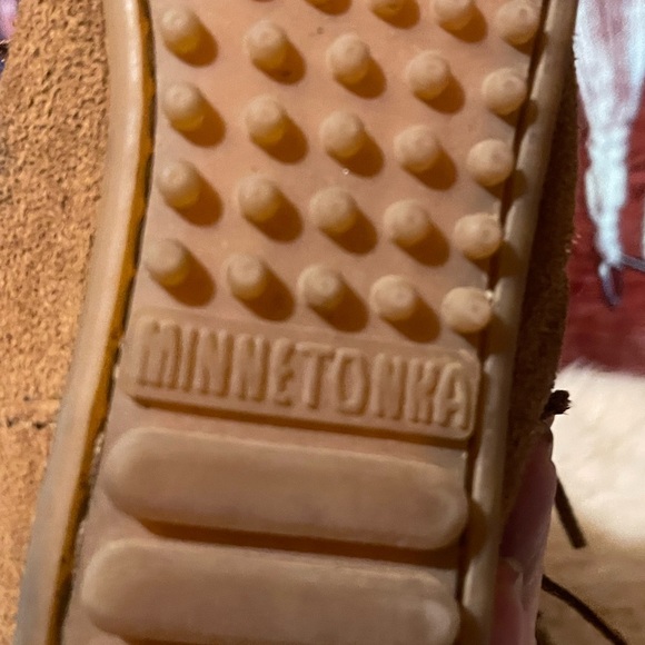 Minnetonka suede fringe boots - Picture 6 of 8